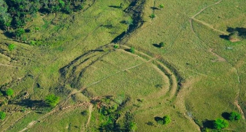 Αμαζόνιος: Ανακαλύφθηκαν μυστηριώδη γεωγλυφικά και χαμένα χωριά πριν από τον Κολόμβο