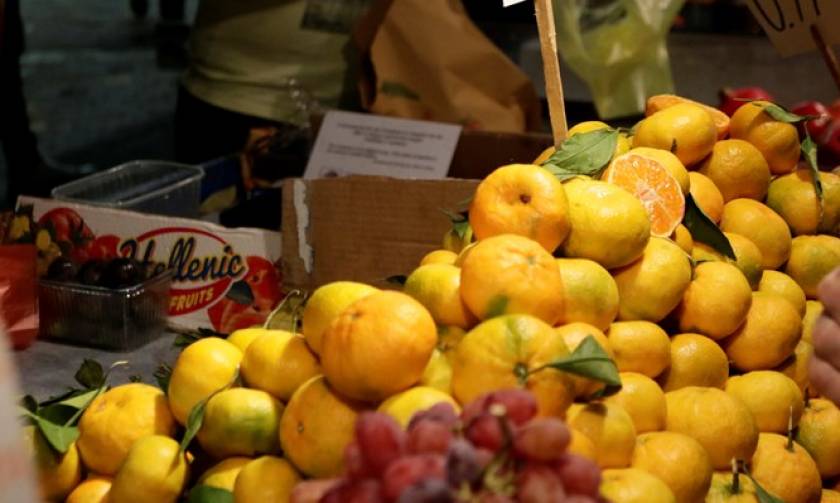 Πειραιάς: Κατασχέθηκαν επικίνδυνα φρούτα