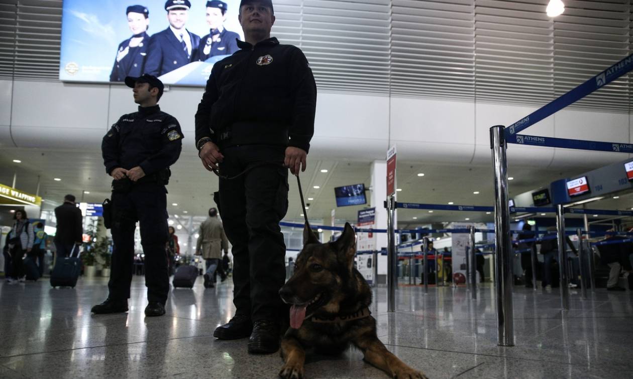 Ελ. Βενιζέλος: Κατάπιε μισό κιλό κοκαΐνη και προσπάθησε να περάσει τον έλεγχο