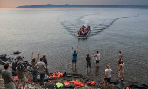 Συνεχίζονται οι προσφυγικές ροές στα νησιά του βορείου Αιγαίου