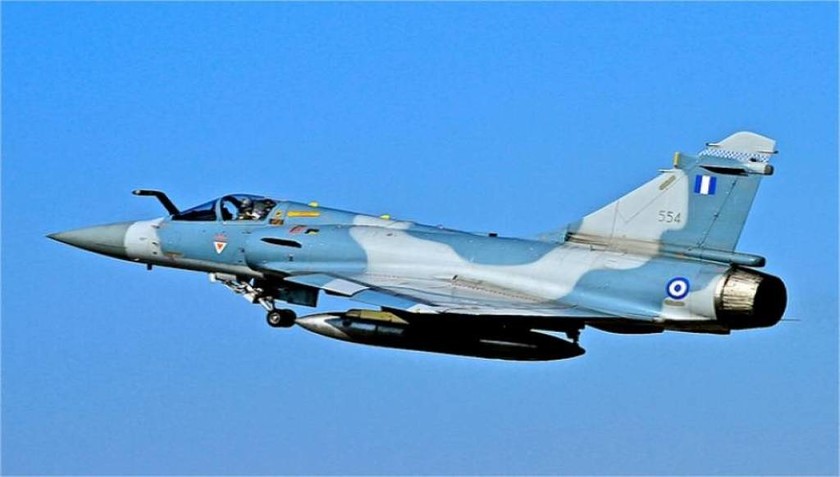 Πτώση αεροσκάφους: Νεκρός ο πιλότος του Mirage 2000-5 που συνετρίβη στη Σκύρο