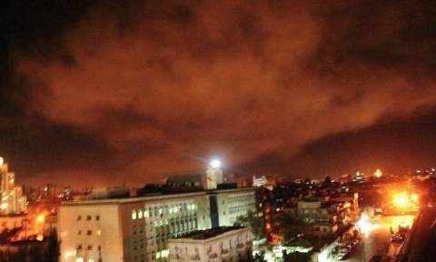 Πόλεμος Συρία: ΗΠΑ, Βρετανία και Γαλλία βομβάρδισαν στόχους στην ανατολική Δαμασκό