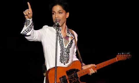 Prince: Σοκαριστικές φωτογραφίες από το σπίτι όπου πέθανε ο τραγουδιστής