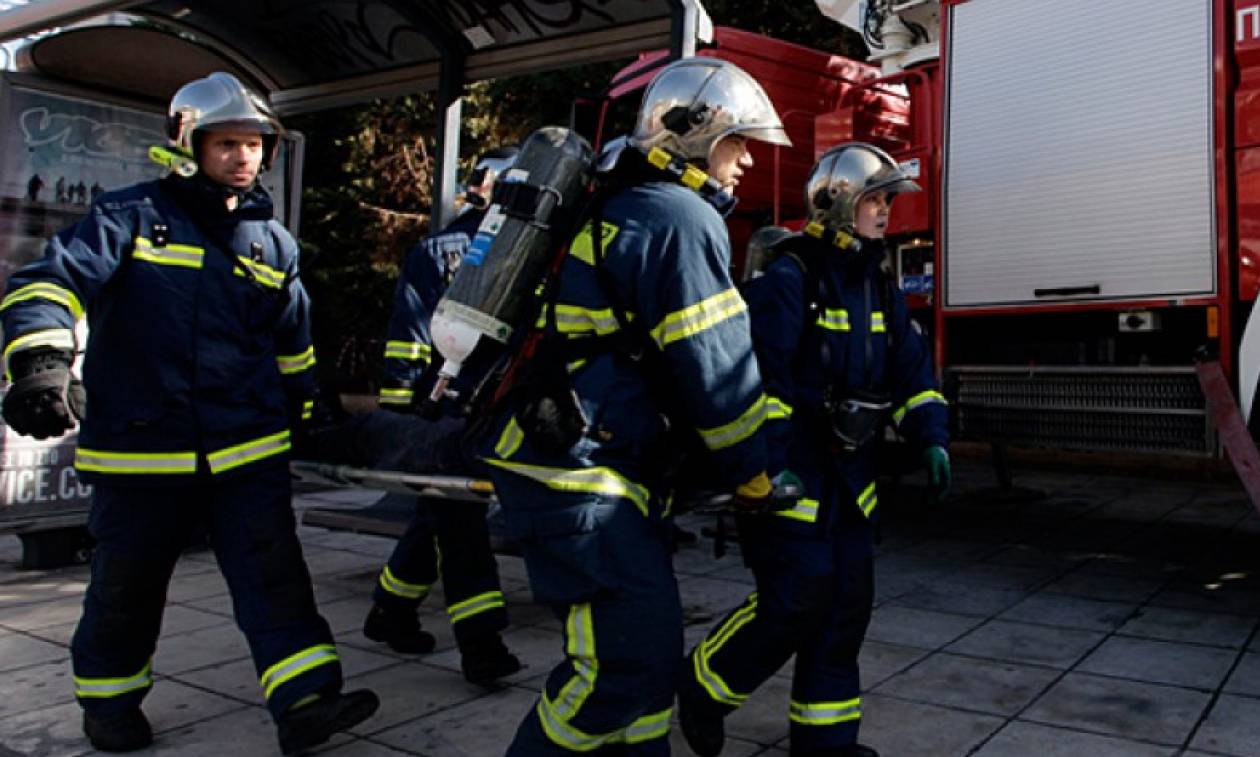 Μεγάλη φωτιά κοντά στα διυλιστήρια στους Aγίους Θεοδώρους