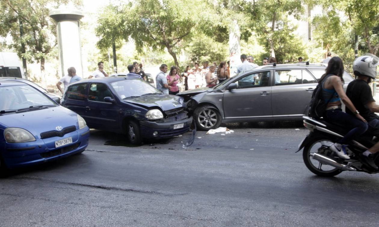 Με αίμα βάφτηκε η άσφαλτος: 21 νεκροί και 507 τραυματίες σε τροχαία τον Απρίλιο στην Αττική