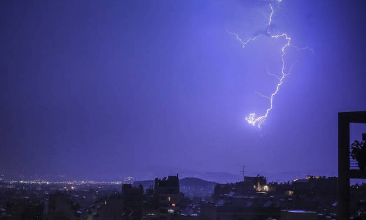 Εντυπωσιακό time lapse βίντεο από την καταιγίδα στην Αθήνα