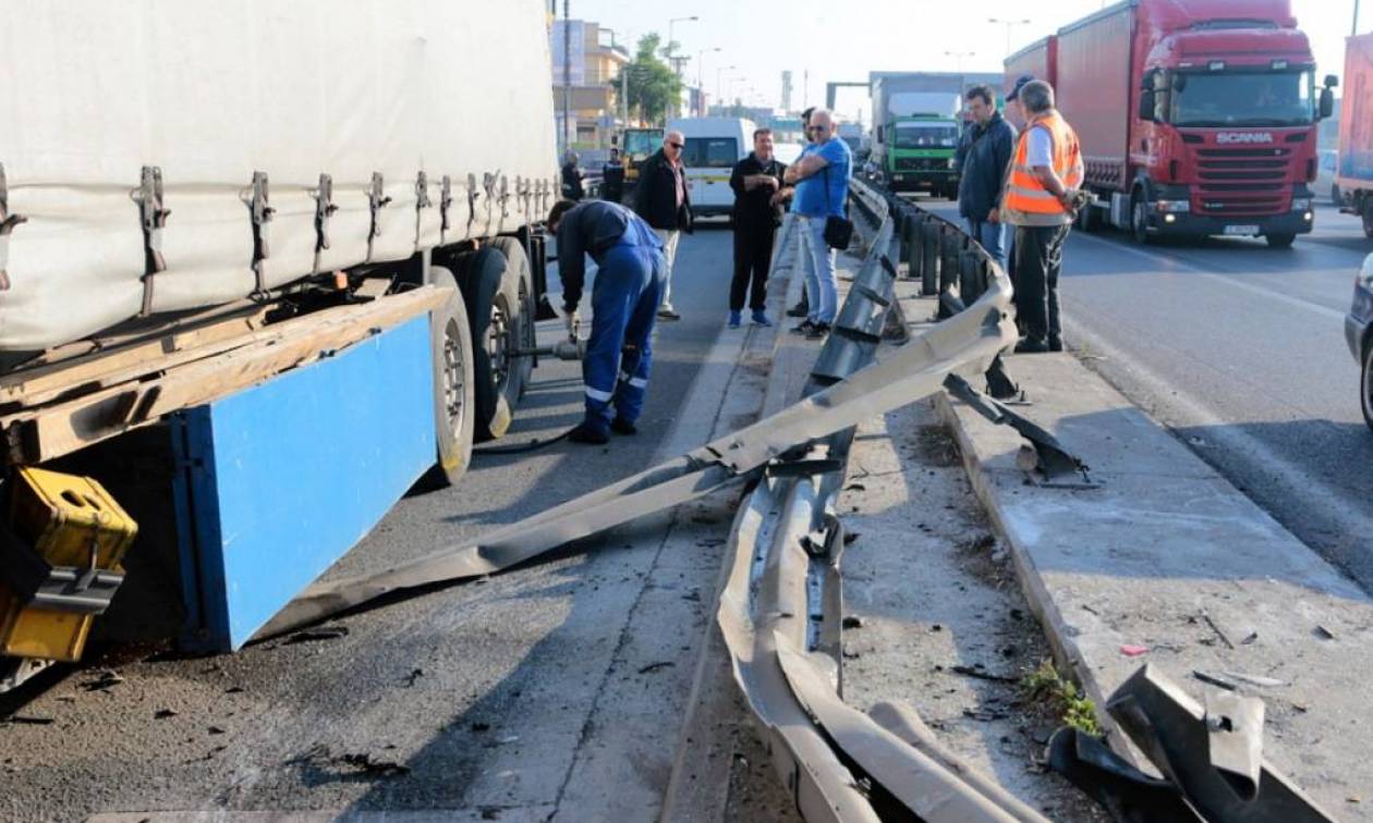 Τροχαίο Κηφισός: Στον ανακριτή ο 64χρονος οδηγός της μοιραίας νταλίκας