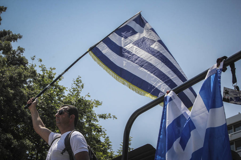Σκοπιανό - Παμμακεδονικές Ενώσεις προς Τσίπρα: «Αναλαμβάνεις την ευθύνη για ό,τι επακολουθήσει»