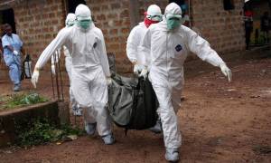 Ο ιός Έμπολα επέστρεψε και αφήνει πίσω του νεκρούς