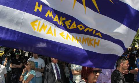 Σκοπιανό: Πυρετώδεις οι προετοιμασίες σε 24 πόλεις για τα συλλαλητήρια της 6ης Ιουνίου
