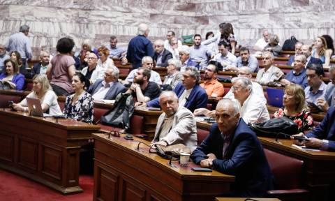 Ανατροπή: Δεν θα συνεδριάσει τελικά η ΚΟ του ΣΥΡΙΖΑ για το Πολυνομοσχέδιο