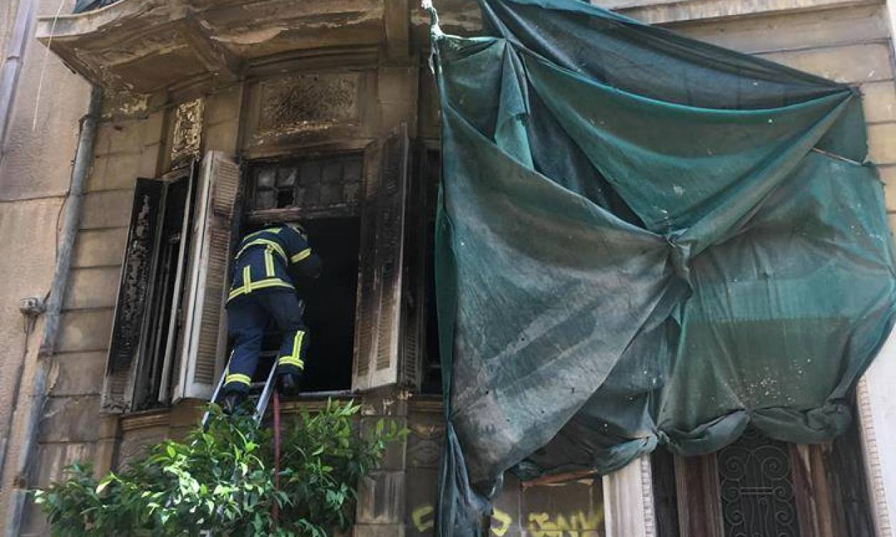 Φωτιά στο σπίτι των Μαυρομιχάληδων στην Κυψέλη