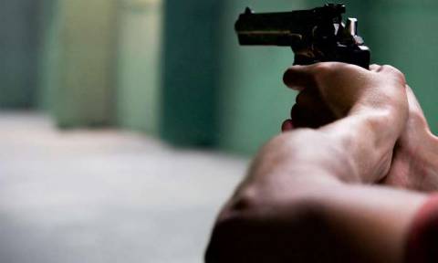 Τρόμος στη Μανωλάδα από συμπλοκή αλλοδαπών με πυροβολισμό
