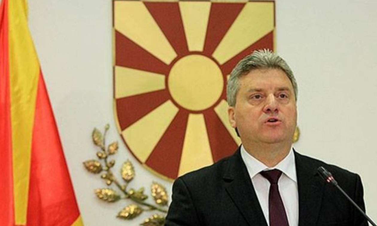 «Εμφύλιος» στα Σκόπια - Ιβάνοφ: Απαράδεκτη η συμφωνία με την Ελλάδα, την απορρίπτω! (Vid)