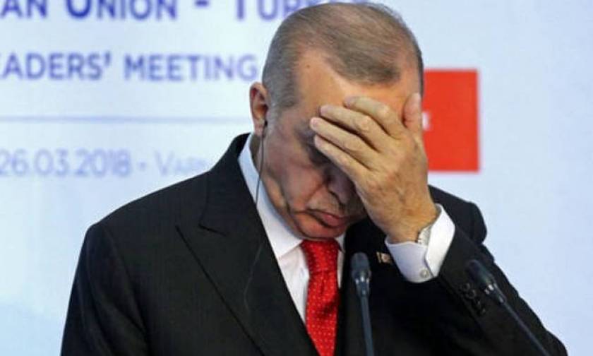 «Μαντάρα» τα έκανε ο Ερντογάν: Κήρυξε «πόλεμο» σε λάθος οίκο αξιολόγησης