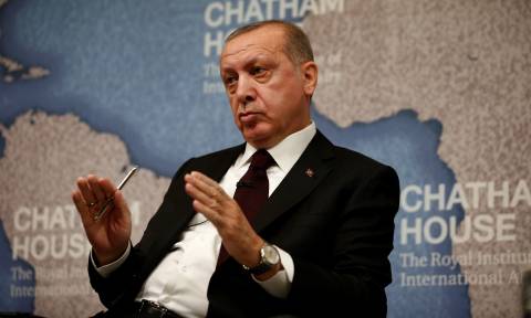 Ποιος πιστεύει τον «Σουλτάνο»: Η νέα υπόσχεση Ερντογάν για να πείσει τους Τούρκους να τον ψηφίσουν
