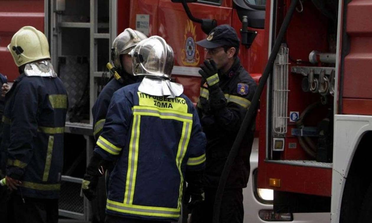 Πυρκαγιά σε γραφεία στο κέντρο της Αθήνας