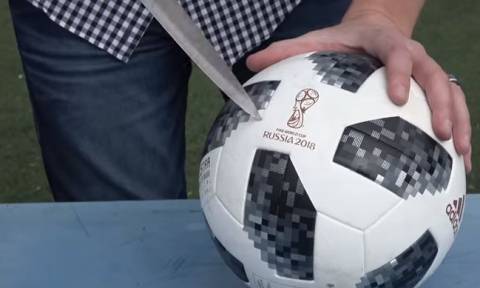 Μουντιάλ 2018: Δείτε τι έχει μέσα η μπάλα της διοργάνωσης! (απίστευτο βίντεο)