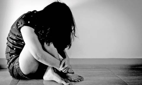 Φρίκη στη Βοιωτία: Συνελήφθη ηλικιωμένος που κακοποίησε σεξουαλικά δύο ανήλικες αδελφές