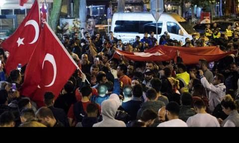 Τουρκία: Προεκλογικές… συλλήψεις Ερντογάν για το αποτυχημένο πραξικόπημα