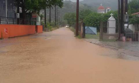 Κακοκαιρία - Λάρισα: Πλημμύρες στην Αγιά από τη «Νεφέλη» (pics)