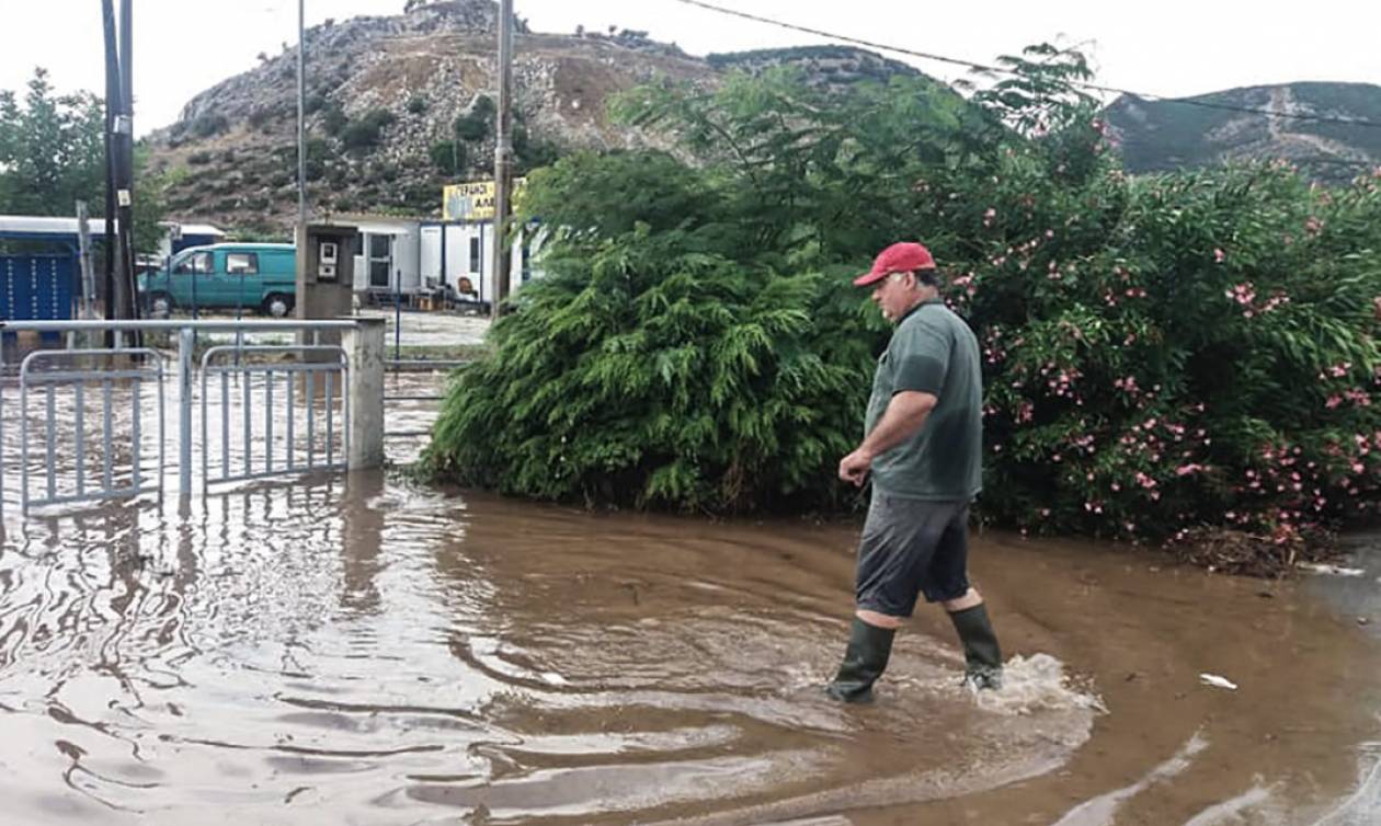 Καβάλα: «Βυθίστηκε» η Χρυσούπολη – Αποκλεισμένο το Χαλκερό (pics)