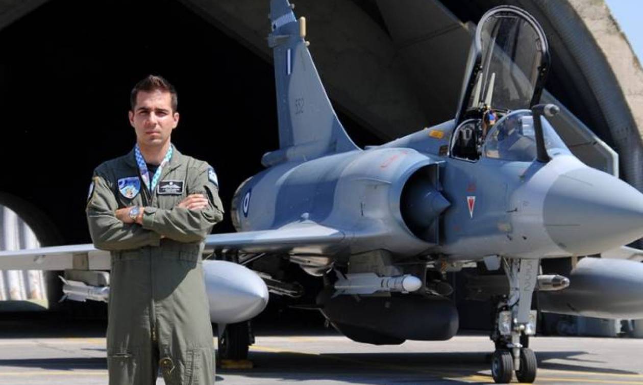 Πτώση Mirage 2000: Αντιπτέραρχος ο ήρωας - πιλότος Γιώργος Μπαλταδώρος