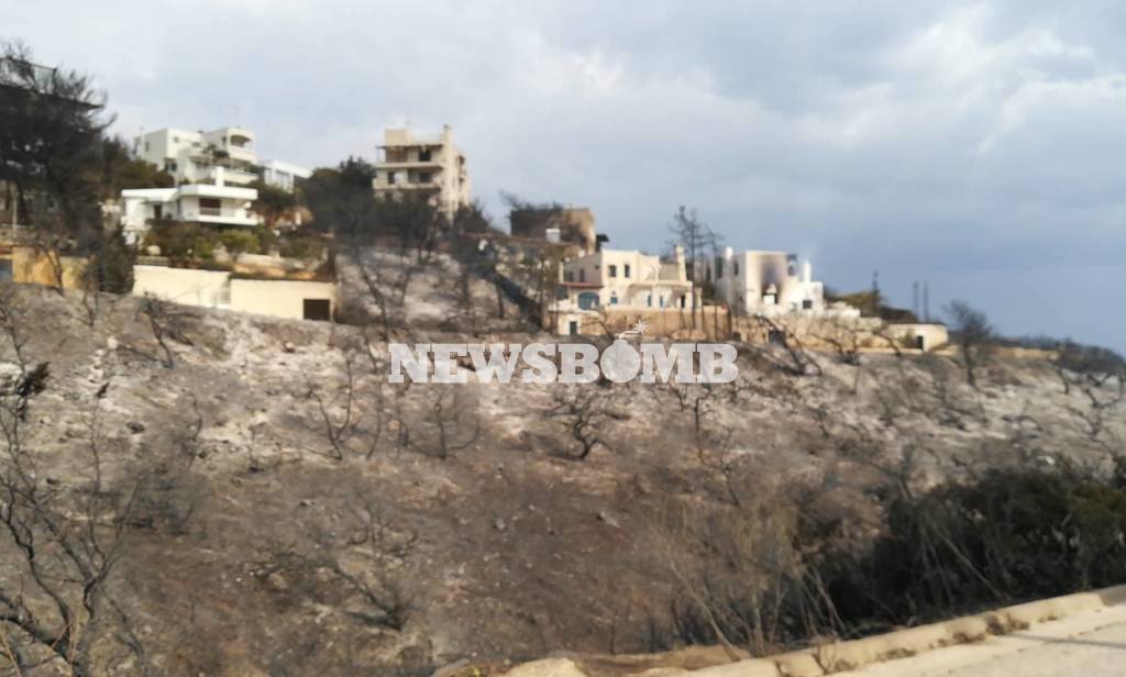 Φωτιά Νέος Βουτζάς - Συγκλονιστικές μαρτυρίες: «Μέσα σε μισή ώρα κάηκε όλη η περιοχή»