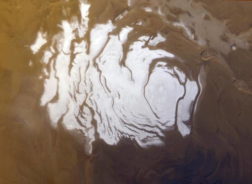 Συγκλονιστική ανακάλυψη: Βρέθηκε τεράστια λίμνη με νερό στον Άρη – Υπάρχει ζωή στον κόκκινο πλανήτη;