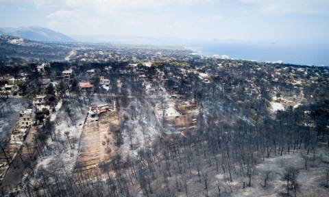Φωτιά: Έκτακτες ενισχύσεις 2 εκατ. ευρώ στους δήμους που επλήγησαν από τις καταστροφικές πυρκαγιές