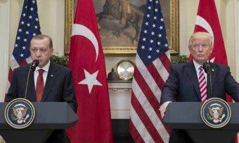 Κλιμακώνεται ο «πόλεμος» Τουρκίας – ΗΠΑ: Έφεση κατά της κράτησής του κατέθεσε ο Αμερικανός πάστορας