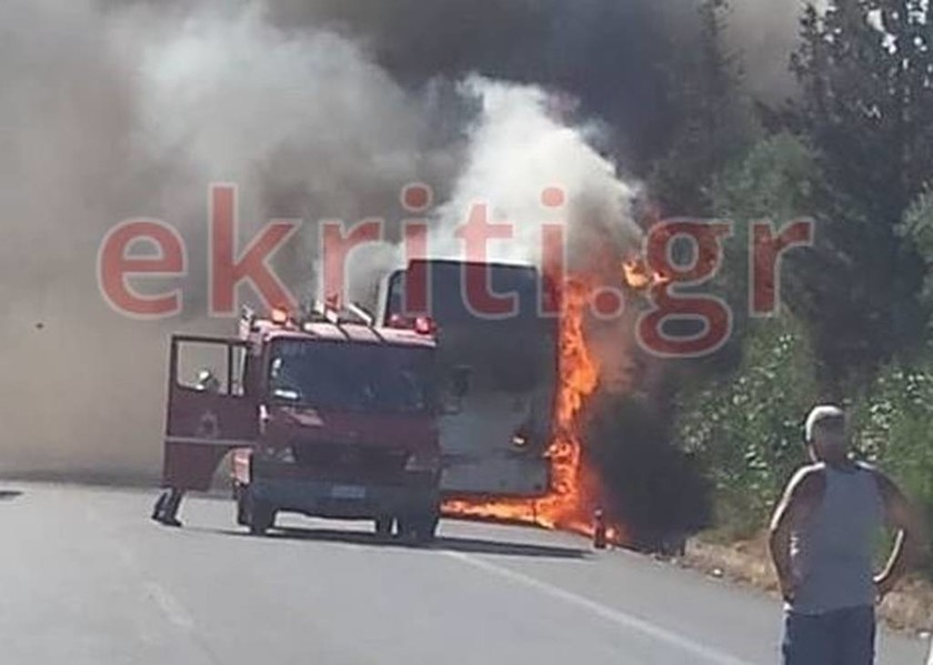 Συναγερμός στην Κρήτη: Φωτιά σε λεωφορείο γεμάτο τουρίστες – Συγκλονιστικές εικόνες