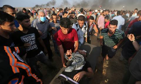 Στο αίμα βάφτηκε πάλι η Γάζα: «Κόλαση» με δύο νεκρούς και εκατοντάδες τραυματίες (Pics+Vid)