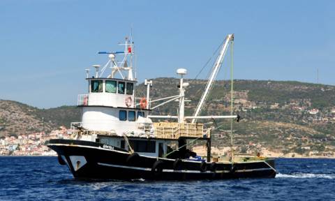  Ο “πόλεμος” στο Αιγαίο με τα τουρκικά αλιευτικά για τον οποίο η κυβέρνηση παριστάνει την ανήξερη
