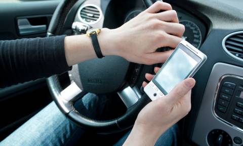 Ιταλία: Κατάσχεση του διπλώματος στους οδηγούς που μιλούν στο κινητό