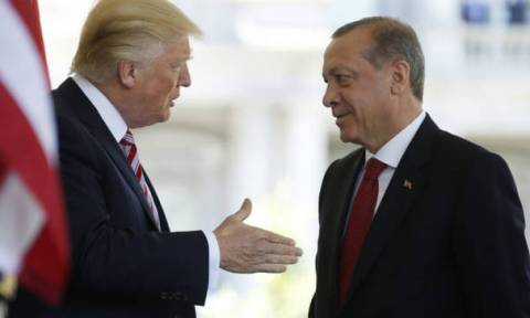 «Πόλεμος» Τουρκίας – ΗΠΑ: Ο Ερντογάν ανακοίνωσε μποϊκοτάζ σε αμερικανικά προϊόντα