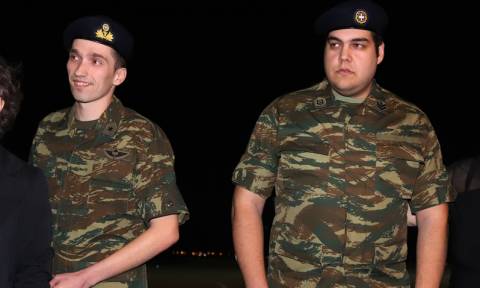 Έλληνες στρατιωτικοί: Γιατί απελευθερώθηκαν τώρα Κούκλατζης και Μητρετώδης - Όλο το παρασκήνιο