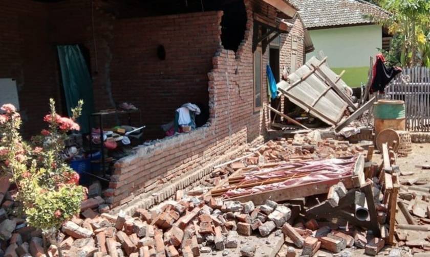 Ινδονησία: Νέος ισχυρός σεισμός 6,9 Ρίχτερ στο νησί Λομπόκ (Pics+Vid)