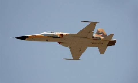 Μήνυμα πολέμου στέλνει το Ιράν: Αυτό είναι το νέο μαχητικό αεροσκάφος της Τεχεράνης (Pics+Vid)
