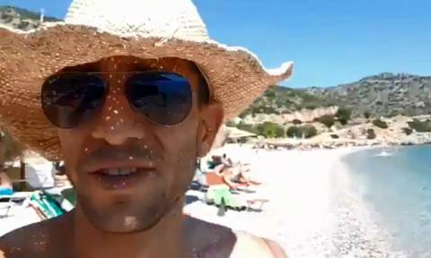 Άνταμ Κατζαβέλος: Αυτός είναι ο ομογενής που μισεί όλη η Αφρική – Δείτε τι έκανε σε ελληνική παραλία