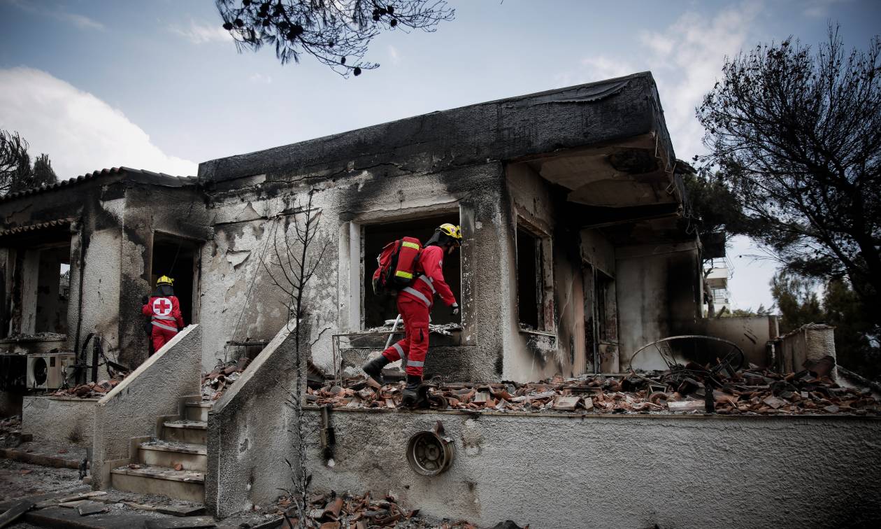 Φωτιά Μάτι: Πυρόπληκτοι πανεπιστημιακοί ζητούν να αποδοθούν ευθύνες για τη φονική πυρκαγιά