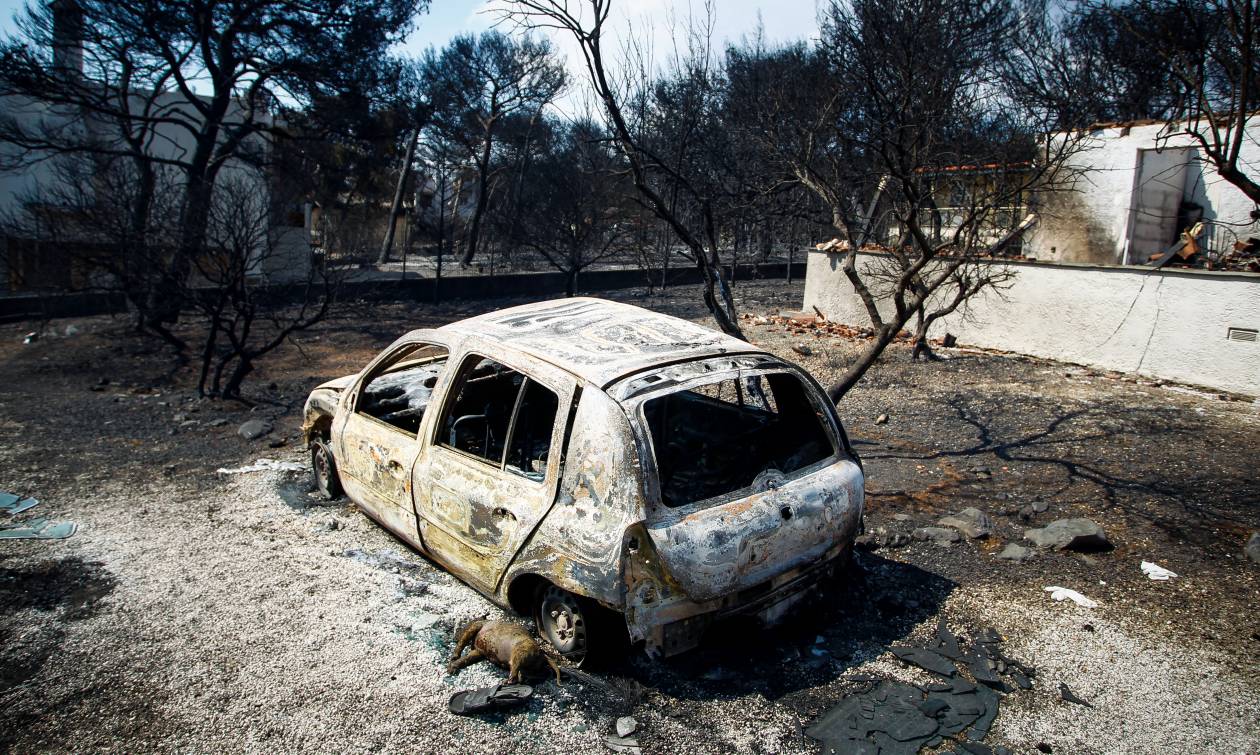 Συγγενής θυμάτων της φωτιάς στο Μάτι χτύπησε αξιωματικό της Πυροσβεστικής