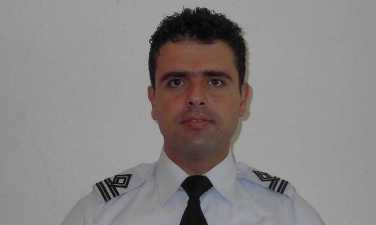 Νικόλαος Βασιλείου: Αυτός είναι ο νεκρός κυβερνήτης του εκπαιδευτικού αεροσκάφους (vid)