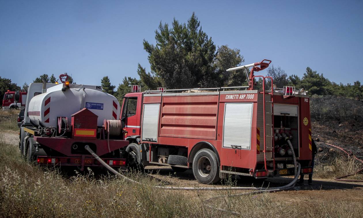 Φωτιά Χίος: Μαίνεται η μεγάλη πυρκαγιά στην Ουρά Αμάδων