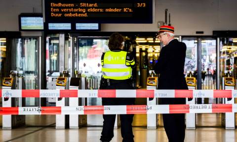 Ολλανδία: Τρομοκρατική η επίθεση στον σιδηροδρομικό σταθμό του Άμστερνταμ
