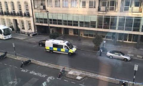 Λονδίνο: Εκκενώθηκαν τα γραφεία του BBC - Ελεγχόμενες εκρήξεις σε δύο πακέτα (pics+vid)