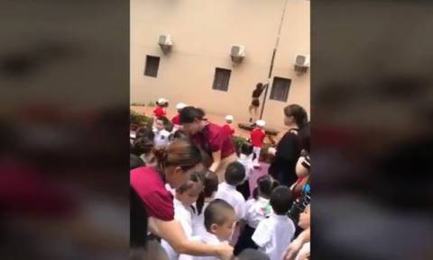 Σάλος στην Κίνα: Διευθύντρια βρεφονηπιακού σταθμού έφερε χορεύτρια pole dancing στη σχολική γιορτή