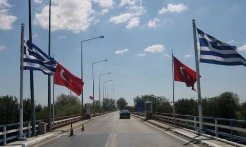 Η ανακοίνωση του ΓΕΣ για τους δύο Τούρκους στρατιωτικούς που συνελήφθησαν στον Έβρο
