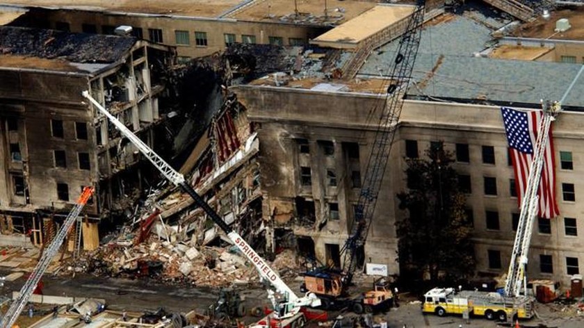 11η Σεπτεμβρίου 2001: Σπάνιο βίντεο της επίθεσης στους Δίδυμους Πύργους από το διάστημα  