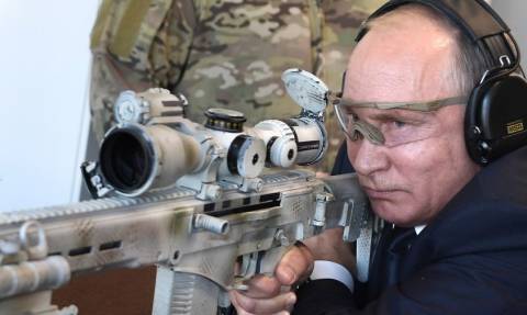 Αυτό είναι το νέο υπερόπλο του Πούτιν διά χειρός Καλάσνικοφ – Δείτε το εντυπωσιακό βίντεο